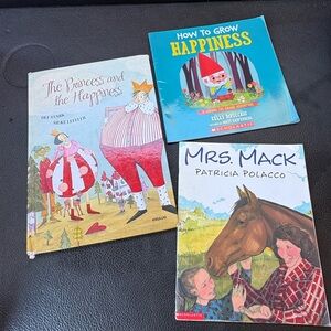 Scholastic Storybook Trio - Blue, Red, Green Covers books